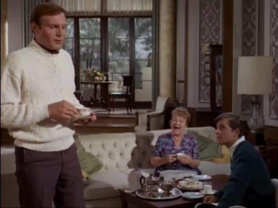 batman fat shame aunt harriet