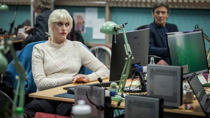 Blinded season 1, Julia Ragnarsson