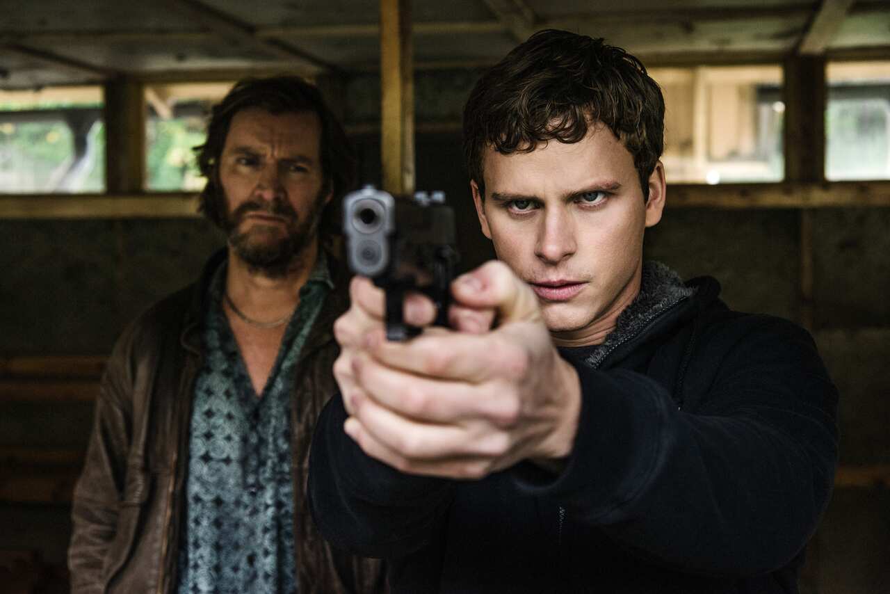 Before we die - season 2, Adam Pålsson