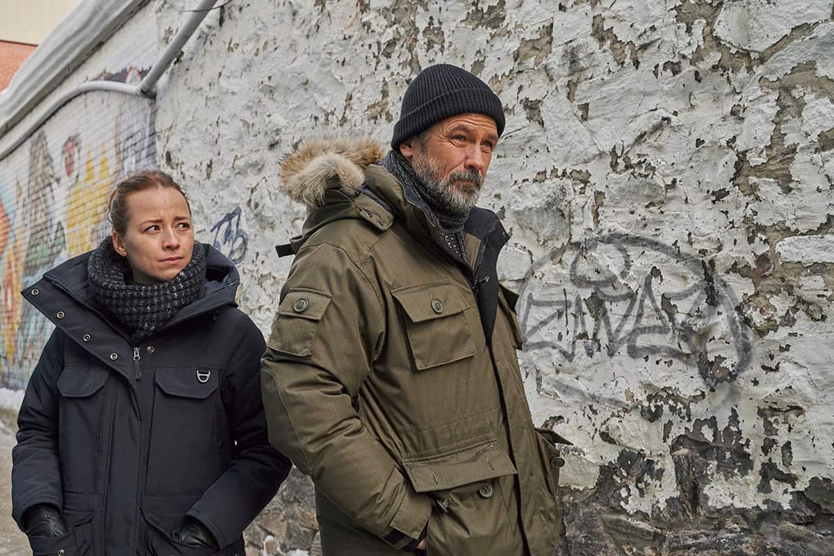 Karine Vanasse and Billy Campbell in season 4 of Cardinal