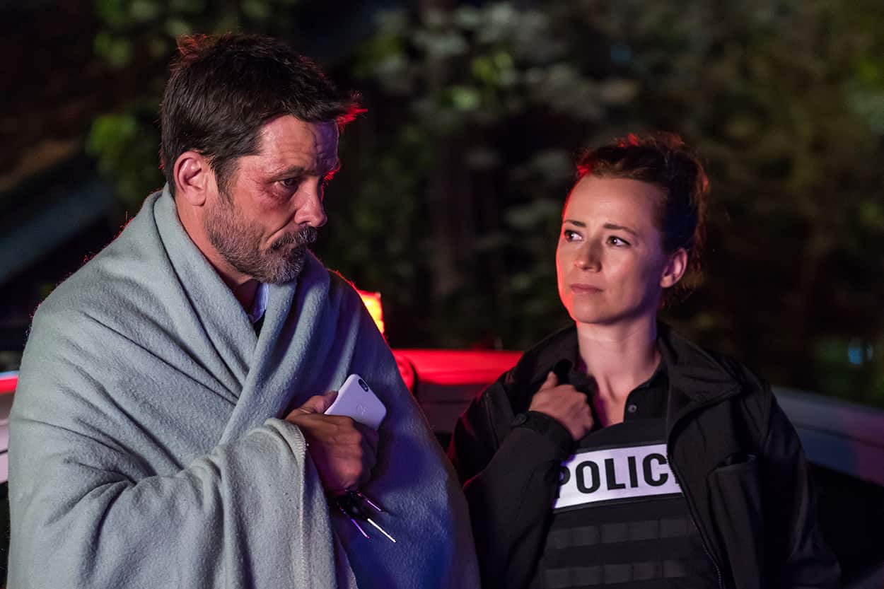 Cardinal (Billy Campbell) and Delorme (Karine Vanasse) in Cardinal 