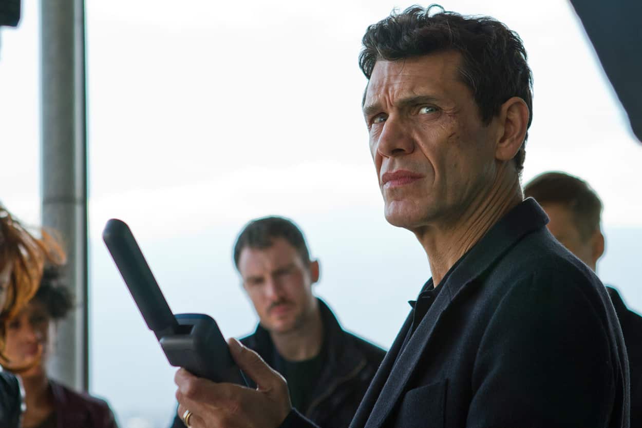 Marc Lavoine in Crossing Lines
