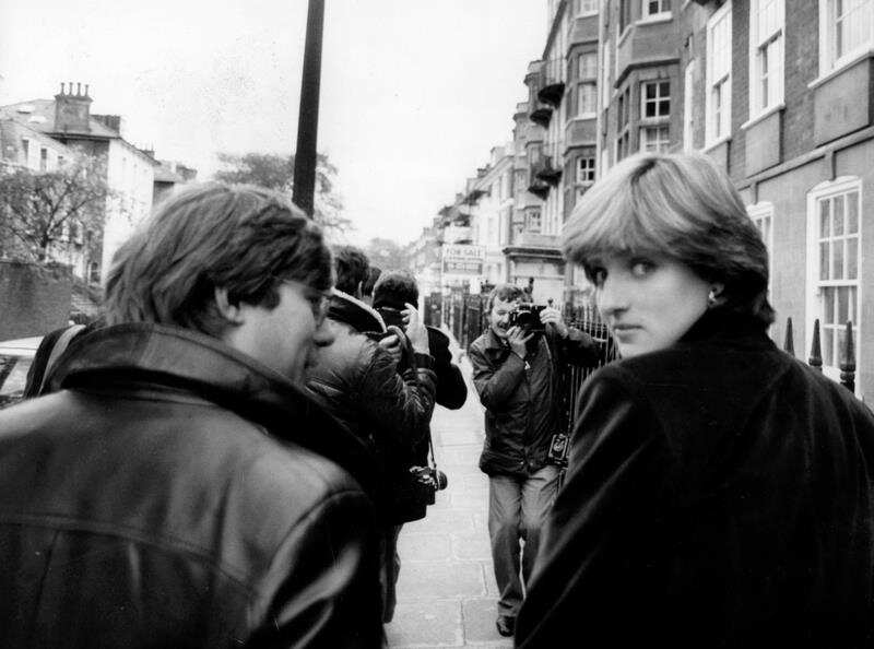 London, England - Nov, 13, 1980, Diana Spencer, 19, seen after leaving her flat, surrounded by members of the press. (Keystone Pictures USA / Alamy Stock Photo)