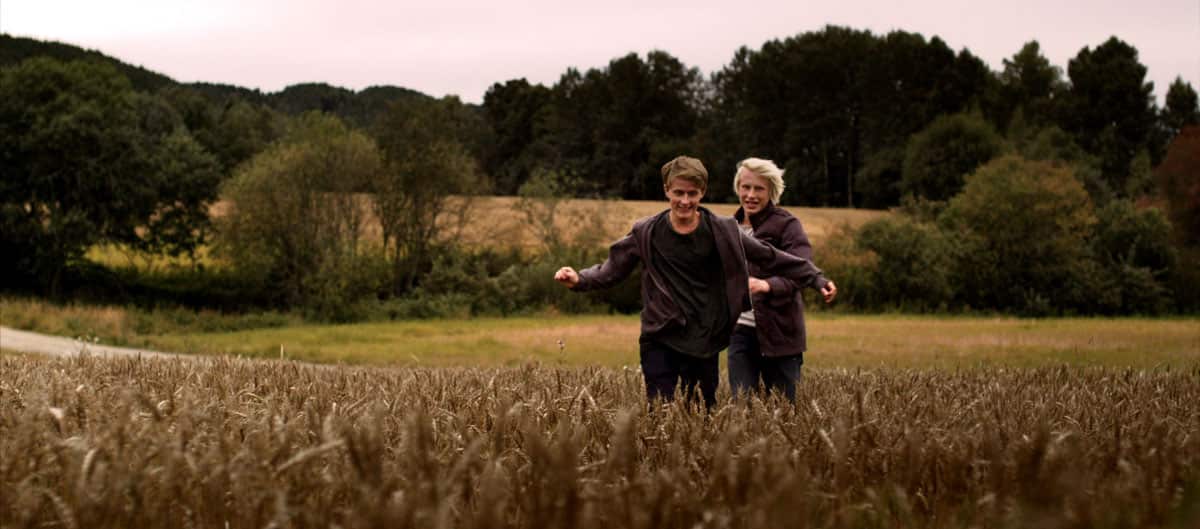 Eyewitness - private moment