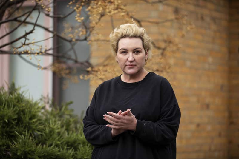 Meshel Laurie