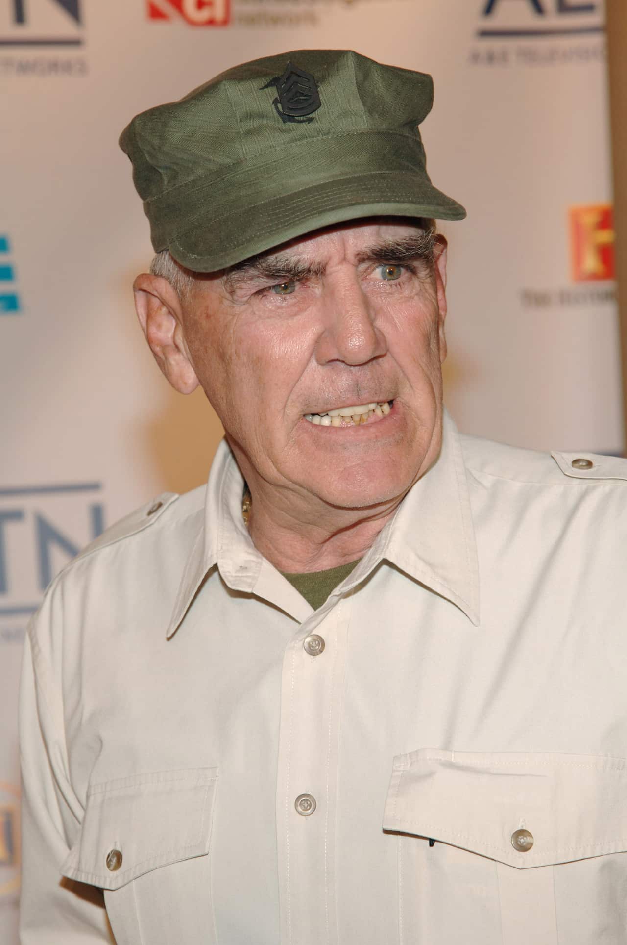 R Lee Emery