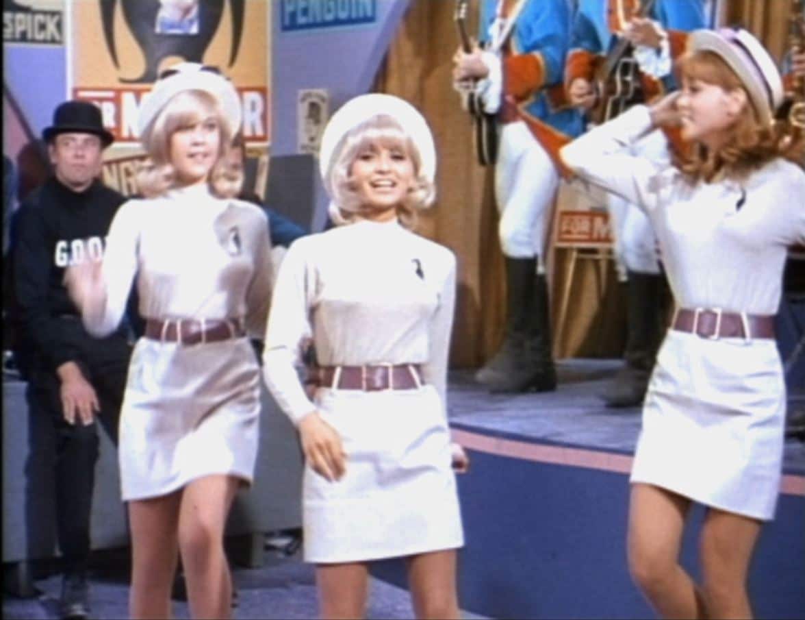 girls other goodies penguin