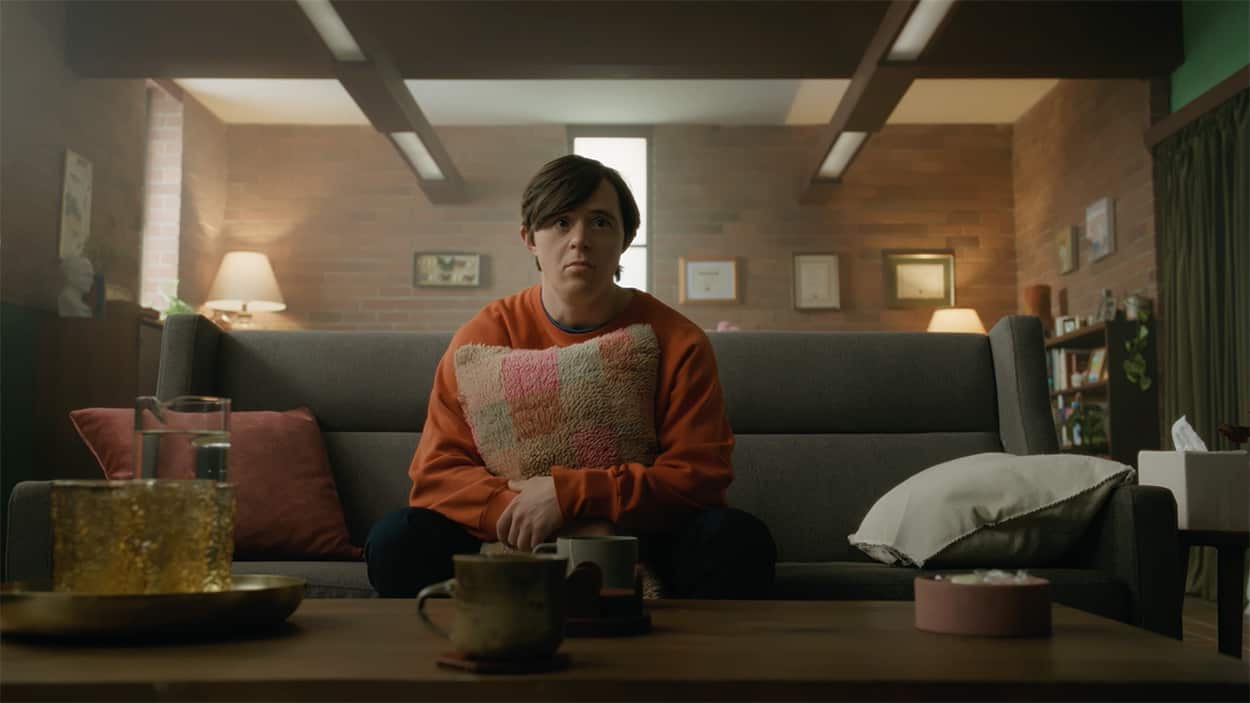 It's Fine, I'm Fine, Chris Bunton