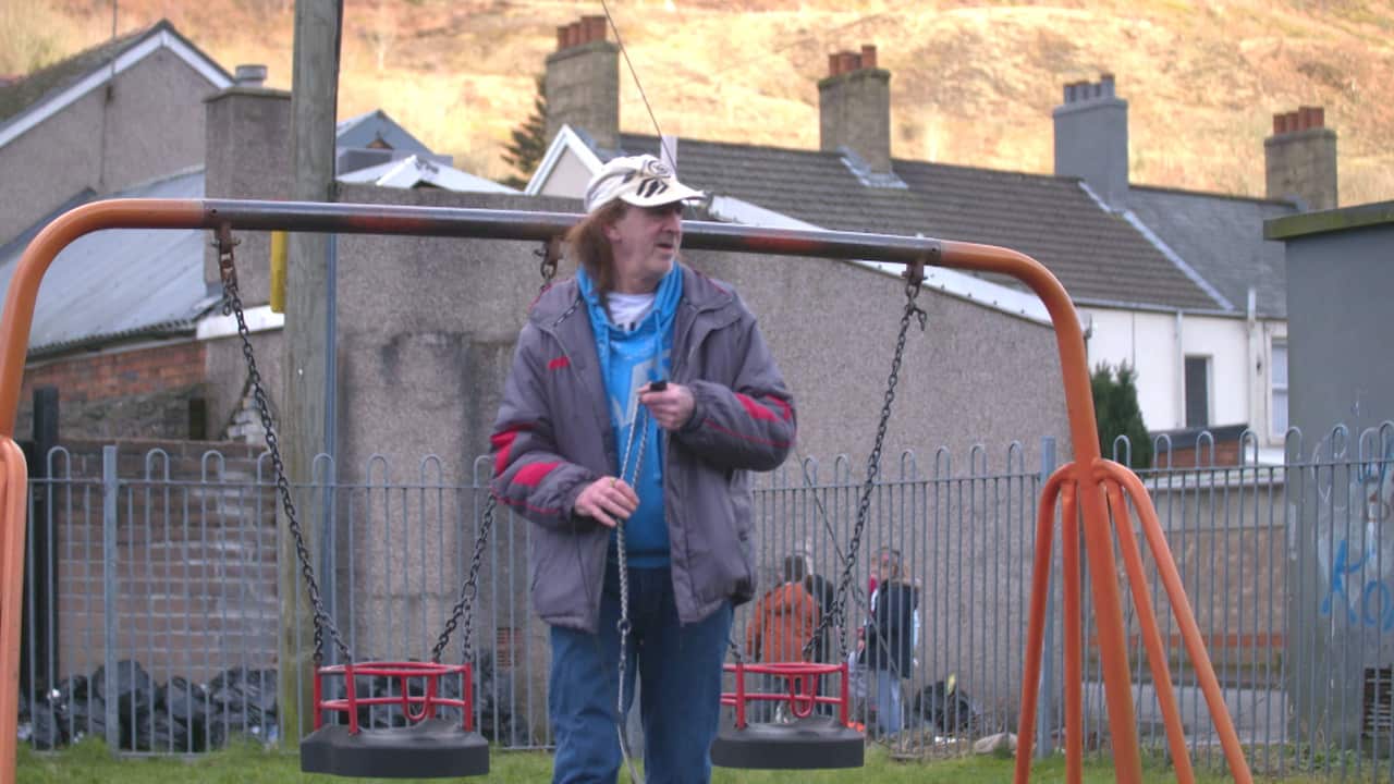 mike holpin 40 kids by 20 women