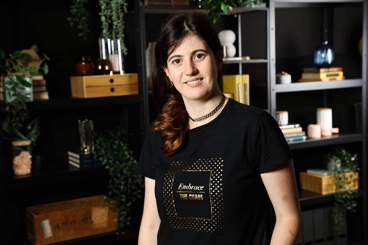 Lost For Words, Shelle