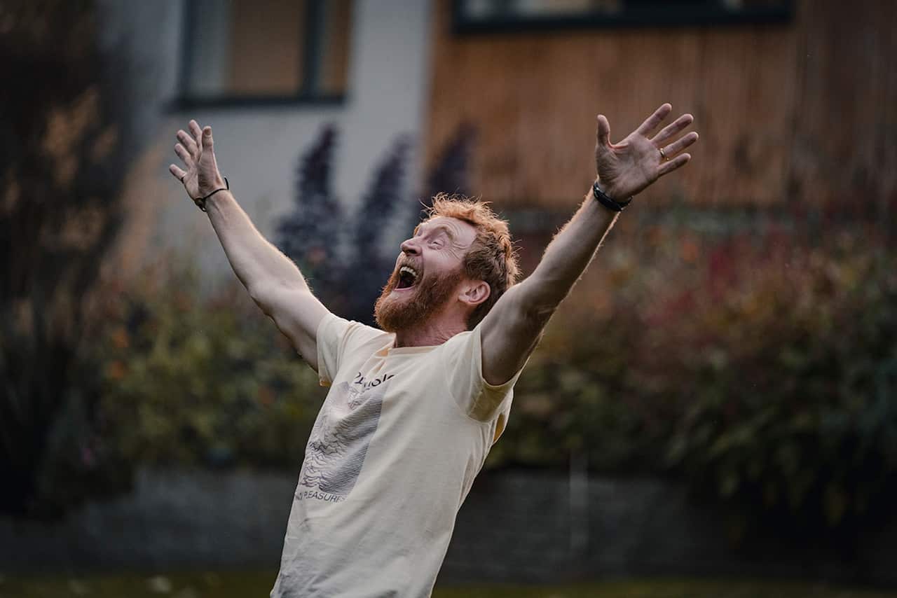 Mayflies, Tony Curran as Tully