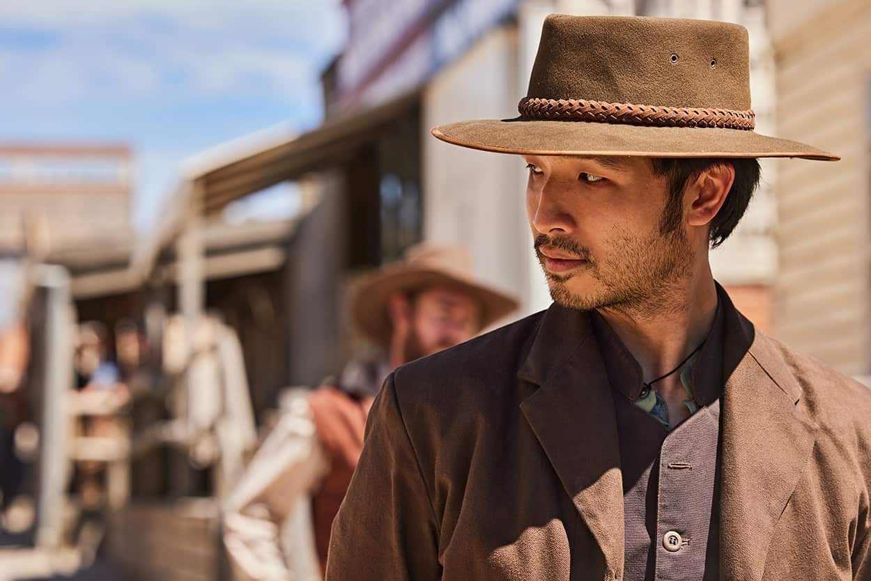 Yoson An in New Gold Mountain ep 2