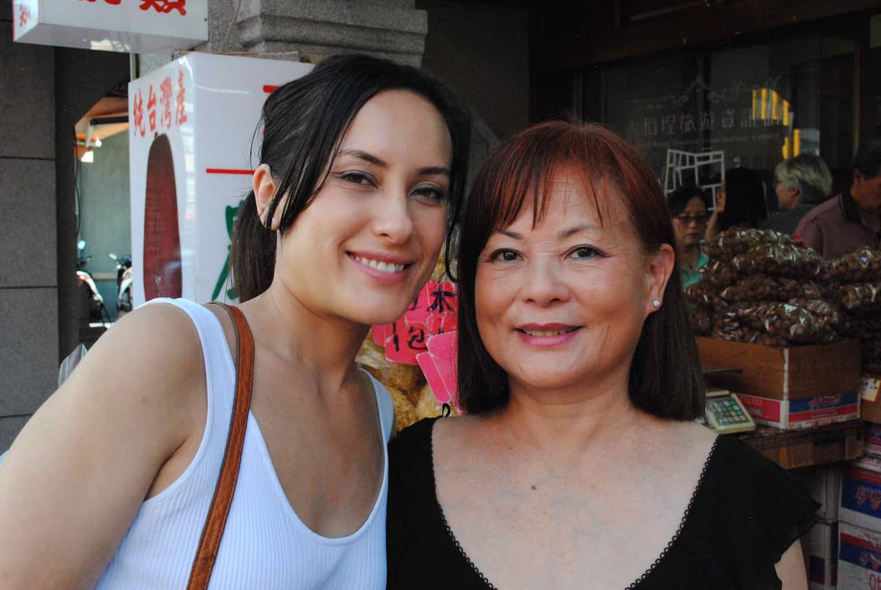 Every Family Has A Secret, Olivia, Li Ying