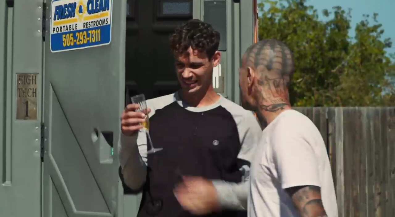 urine drinking king of the road