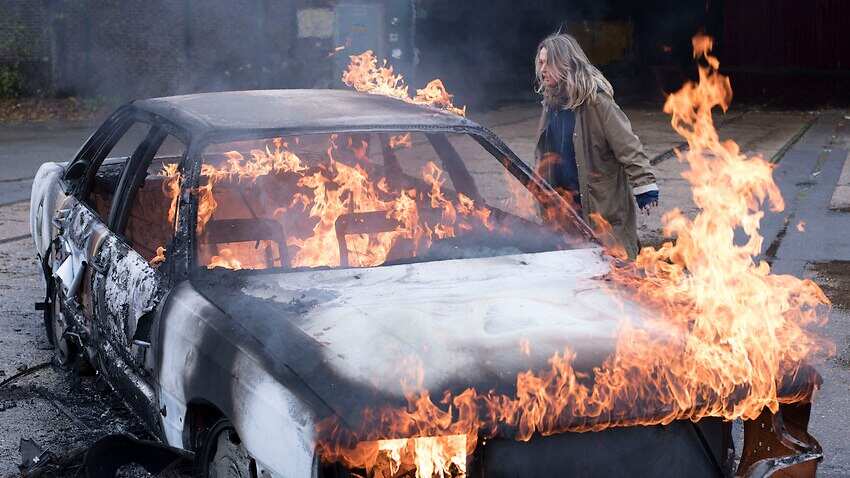 Rebecca, Anne Marivin