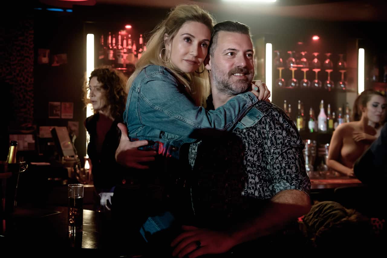 Red Light, Carice Van Houten, Geert Van Rampelberg