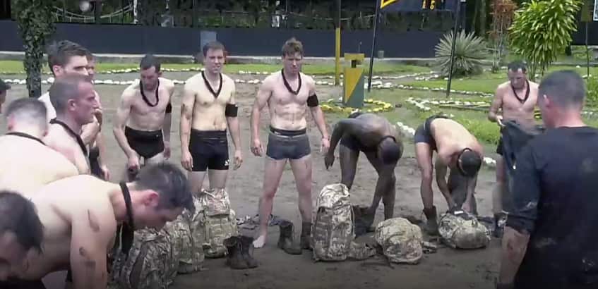 SAS Who Dares Wins strip