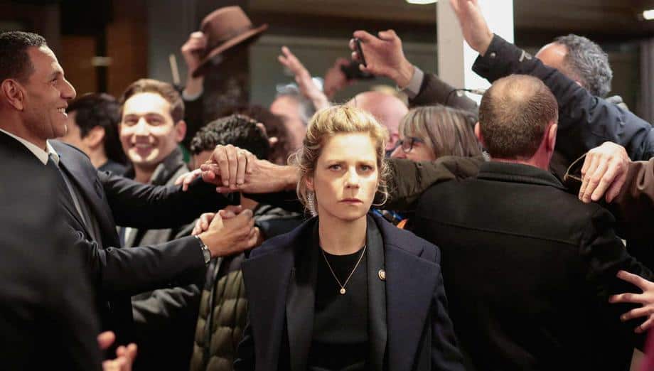 Savages, Marina Foïs