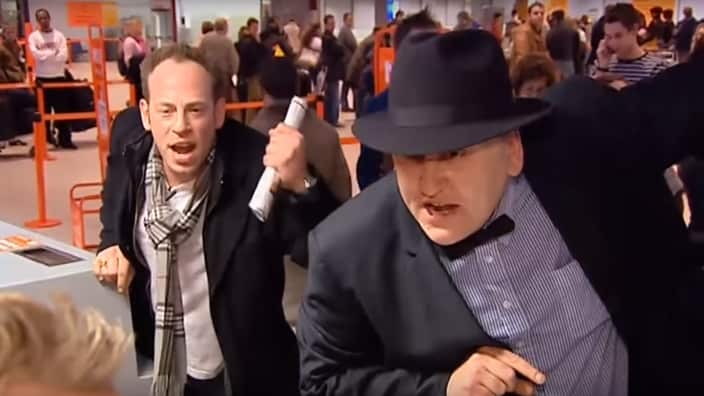 'Airline' passengers shout at ground crew