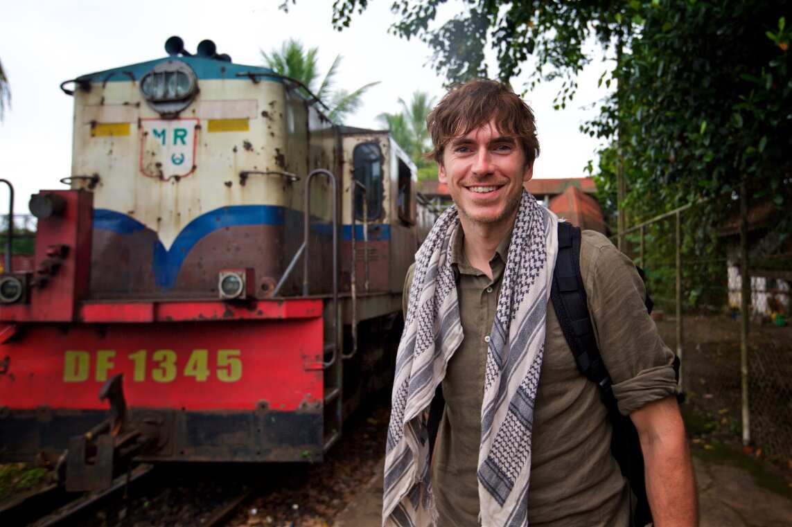 simon reeve burma