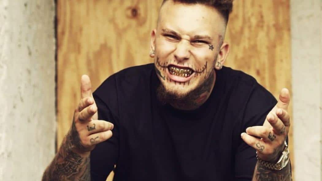stitches noisey