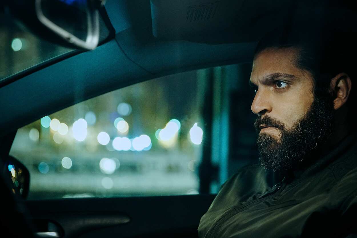 Surge, Vincent Heneine