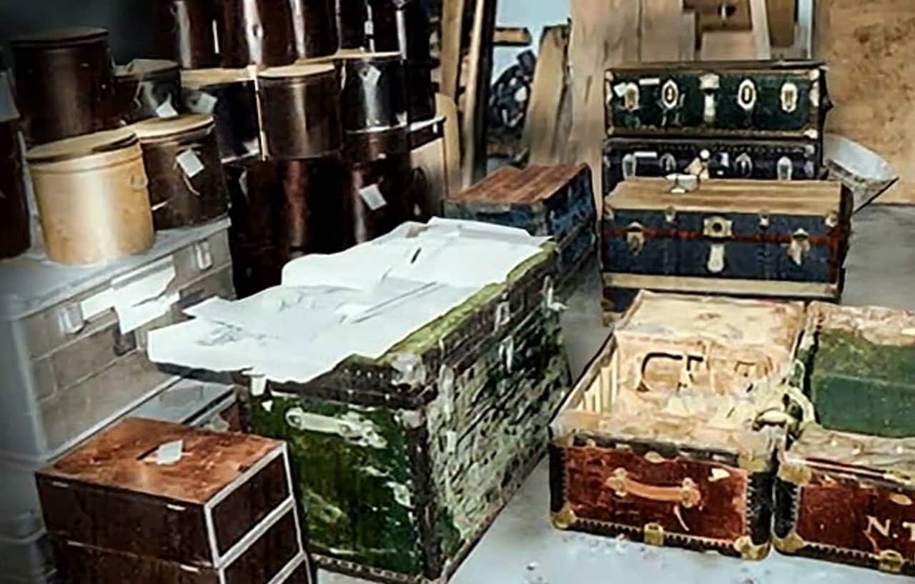 The Tesla Files, Tesla's trunks