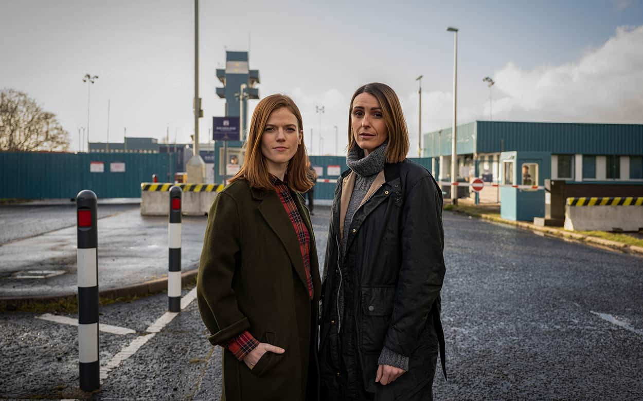 Kirsten Longacre and Suranne Jones in Vigil