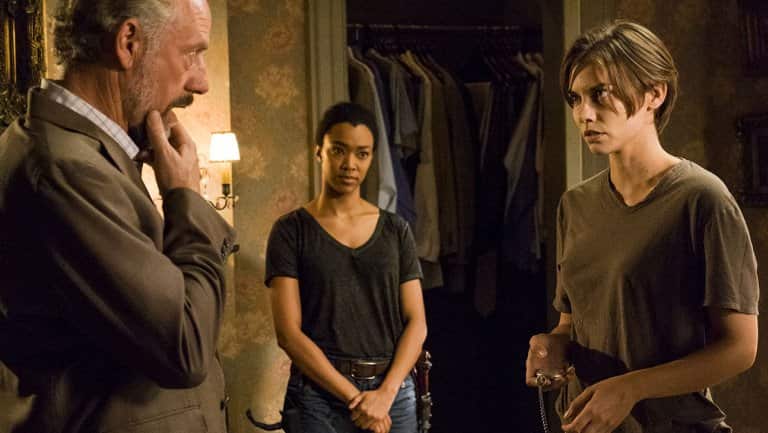 walking dead season 7 talking