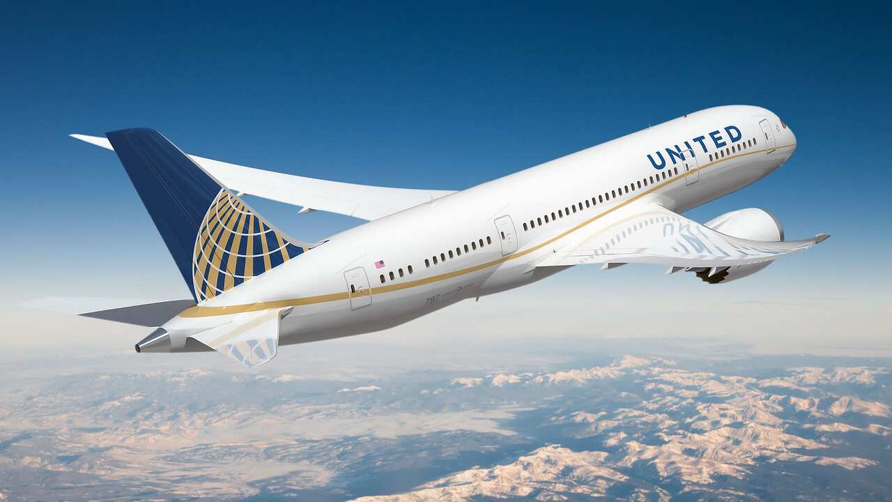 Woman flew almost 5,000km in wrong direction after United Airlines failed to inform her of gate change