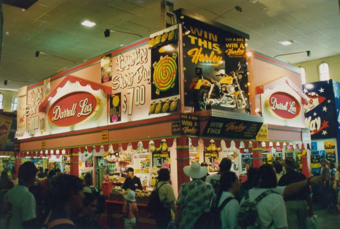 An early Darrell Lea retailer