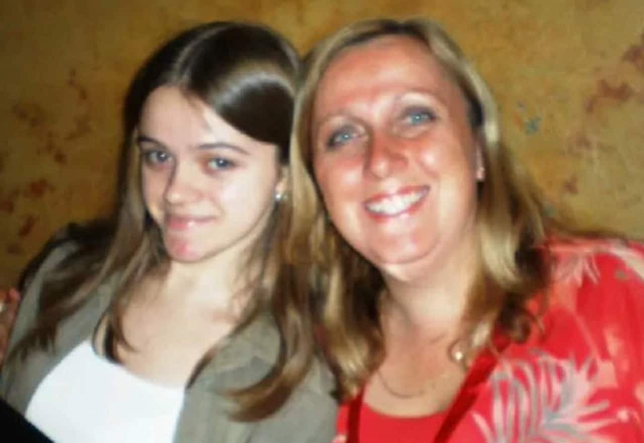 Courtney and Leesa Topic.