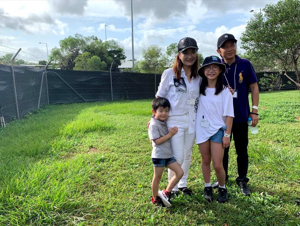 Felicity He (second from right) and her family.