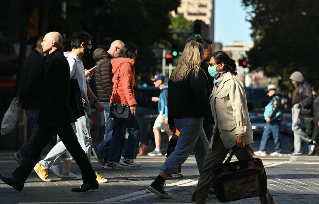 A crowded Sydney street.