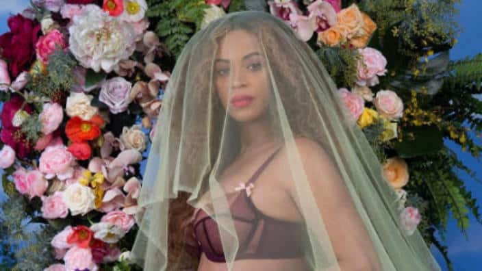Beyonce announced her pregnancy with this photograph on Instagram.