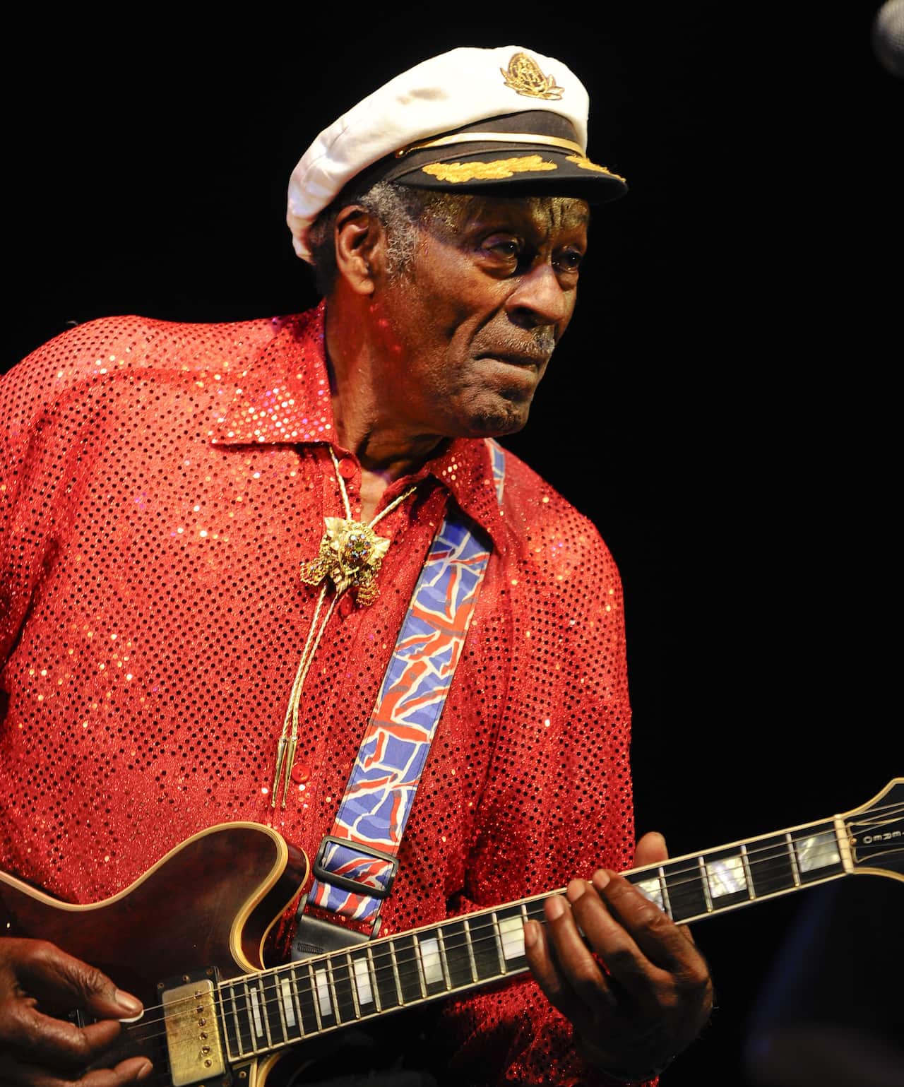 epa01793985 US entertainer and Rock 'N' Roll legend Chuck Berry performs at the Major League Baseball All Star Gala in St. Louis, Missouri, USA, 14 July 2009.  EPA/TANNEN MAURY