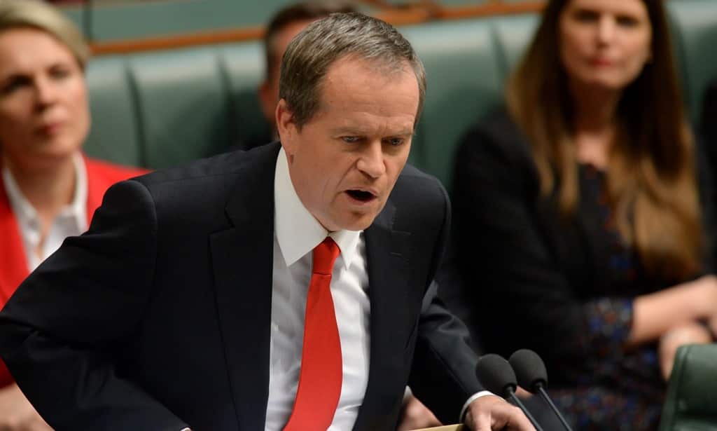 Opposition leader Bill Shorten delivers his budget reply speech to the House of Representatives at Parliament House in Canberra, Thursday, May 15, 2014. (AAP)