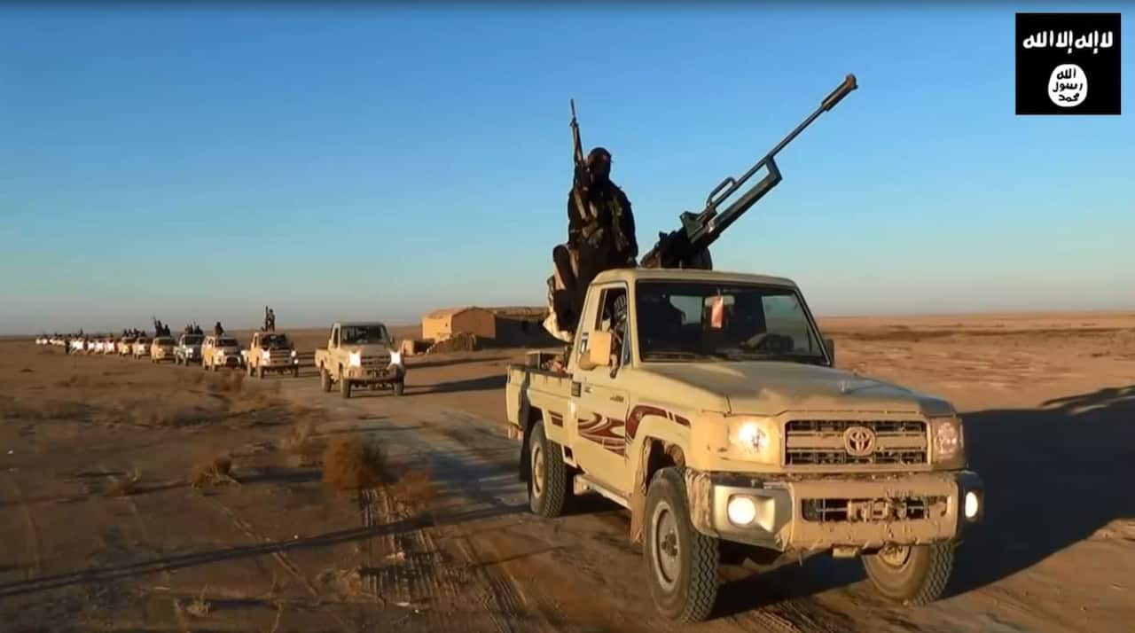 An image grab taken from a propaganda video uploaded on June 11, 2014 by jihadist group the Islamic State of Iraq and the Levant (ISIL) allegedly shows ISIL militants driving at an undisclosed location in Iraq's Nineveh province. (AFP)