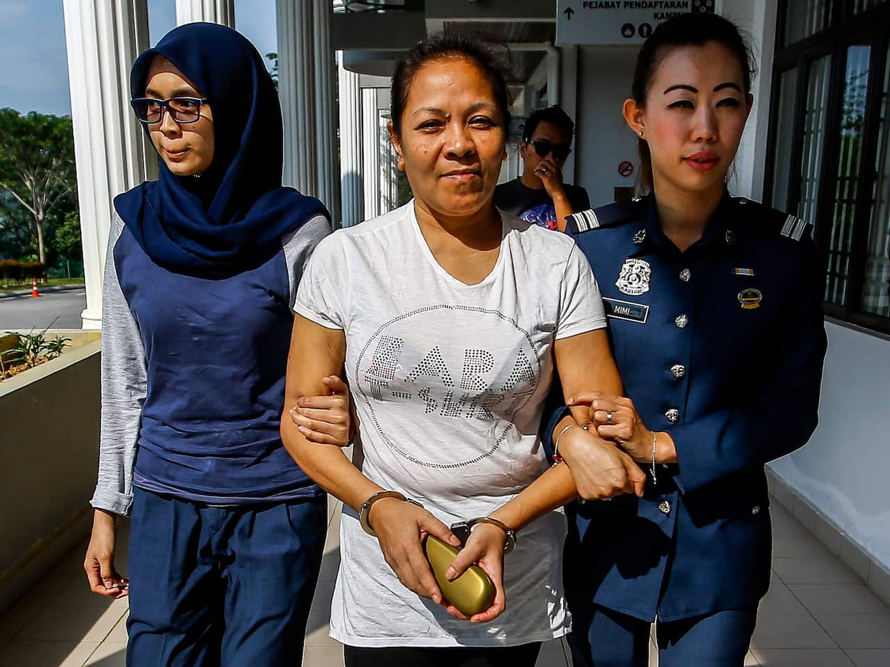 Australian Maria Elvira Pinto Exposto 