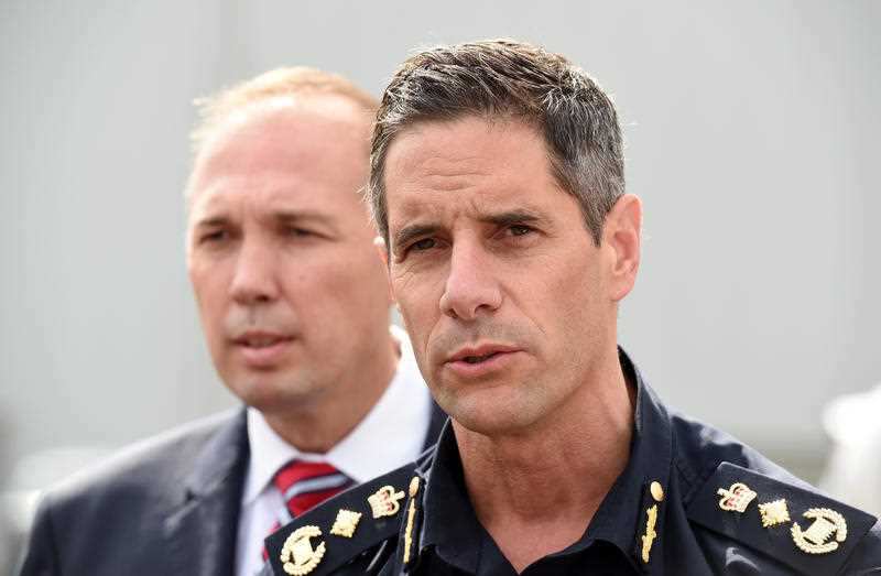 Peter Dutton and Roman Quaedvlieg in 2015