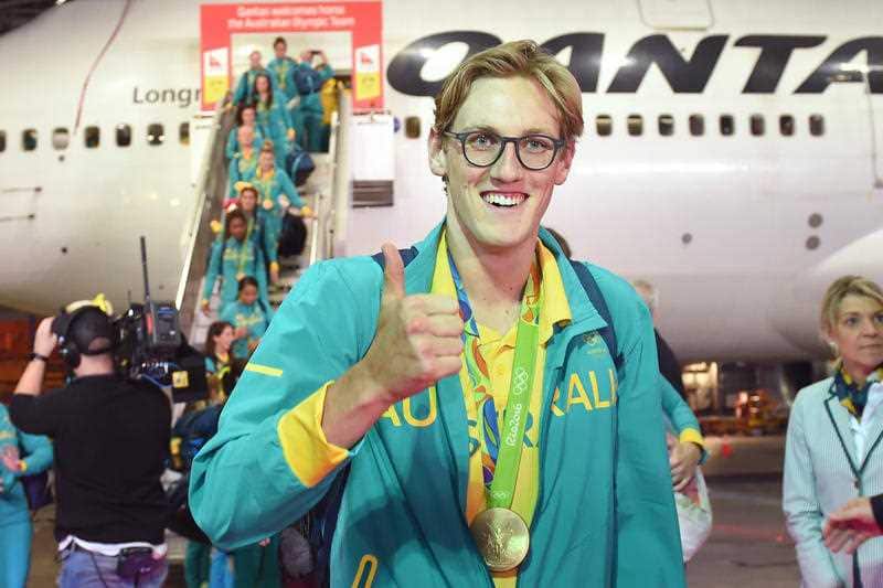 Australian Olympic team gold medalist Mack Horton is welcomed home from Rio de Janeiro