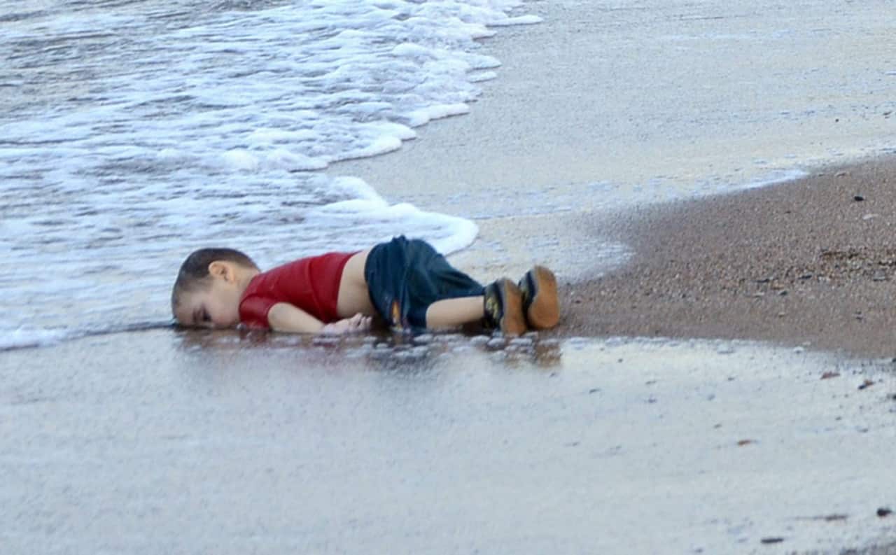 The death of three-year-old Syrian boy Aylan Kurdi, that became a symbol of the 2015 migration crisis, will see its first anniversary on 02 September 2016. 