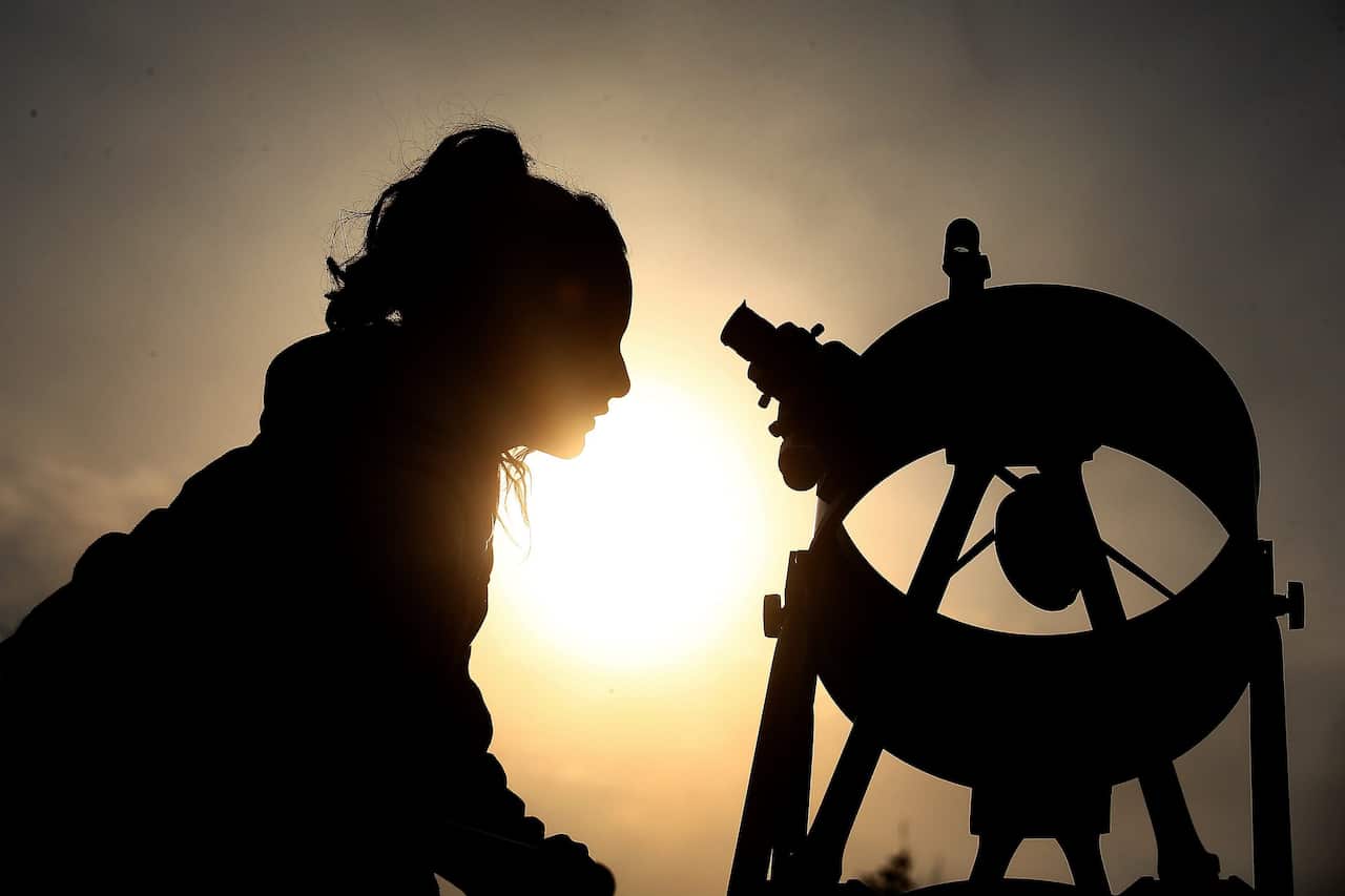 A team of experts used telescopes in Hawaii and Chile’s Atacama Desert to observe Venus’ upper cloud deck.