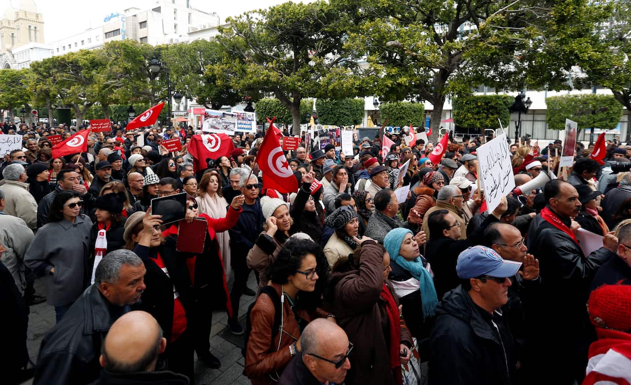 Tunisians demonstrate against the return of jihadists fighting for extremist groups abroad.