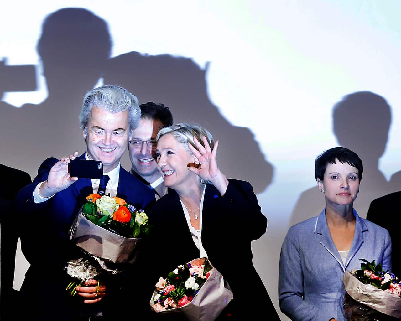 Alternative for Germany chairwoman Frauke Petry, (R) French far-right leader Marine le Pen (C), and Geert Wilders (L) in Koblenz, Germany, 21/1/2017.