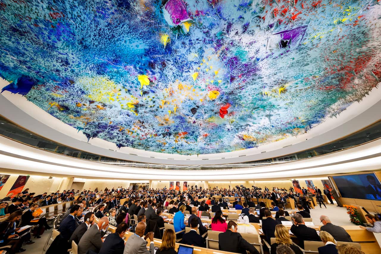 Delegates attend the high-level pledging event for the humanitarian crisis in Yemen at the European headquarters of the United Nations in Geneva, 25 April 2017.
