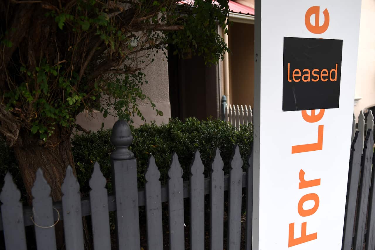 A for lease sign is displayed in front of a house in Sydney on Wednesday, April 26, 2017. (AAP Image/Paul Miller) NO ARCHIVING