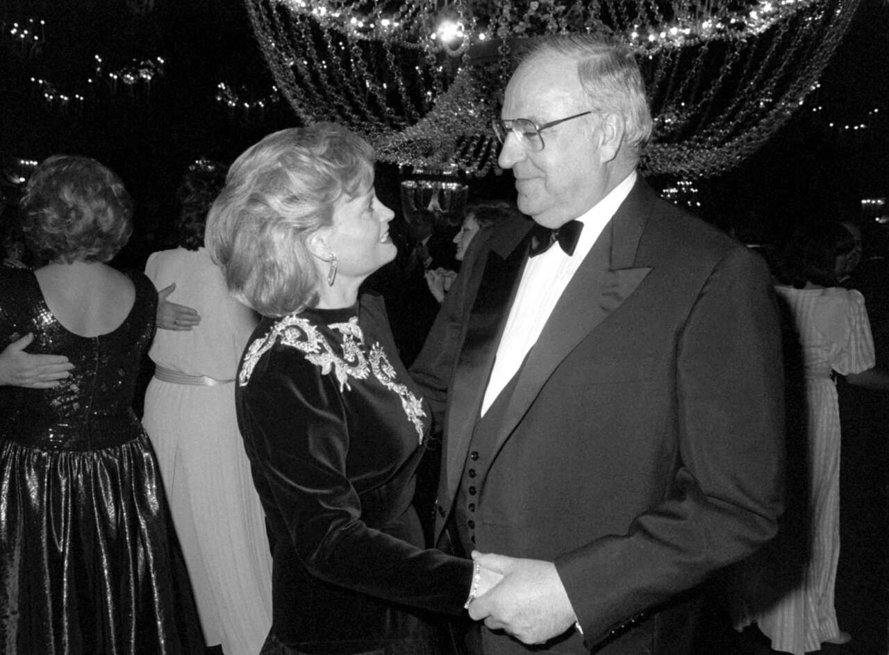 German chancellor Helmut Kohl and his wife Hannelore dance during the Presseball on 11 January 1987 in Berlin, Germany