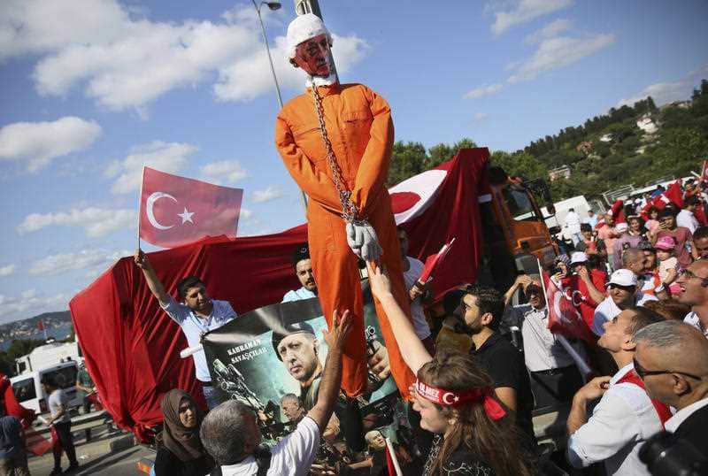 Picture: Effigy of Gulen