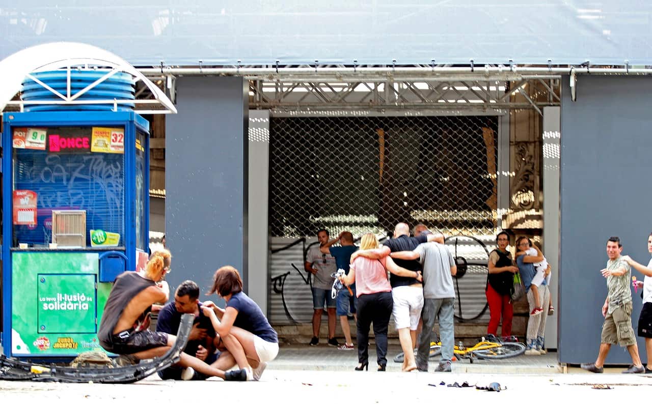 According to initial reports a van crashed into a crowd in Barcelona's famous Placa Catalunya square at Las Ramblas area injuring several. 